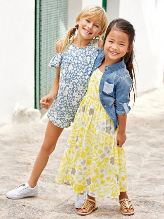 2 filles enfant amies