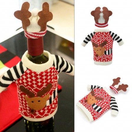 deco_table_noel_pour_bouteille_pull_et_chapeau_pour_le_bouchon.jpg