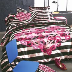 housse de couette pour adolescente 15 ans, 16 ans, 17 ans, 18 ans, housse baiser rouge à lèvres style feminin pas cher mode 140 x 200, 200 x 200 et 220 x 240.jpg