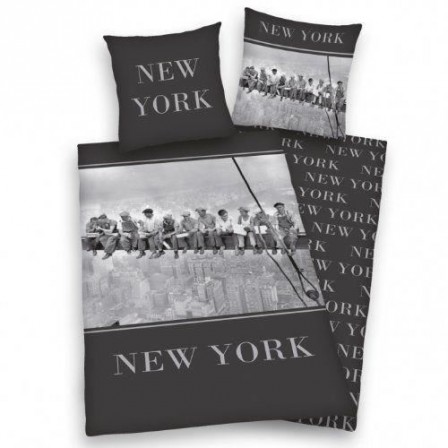 housse_lit_220_x_240_new_york_noir_et_gris_photo_imprime_ouvriers_sur_poutre_film_les_temps_modernes_charlie_chaplin_housse_gratte_ciel_new_york.jpg