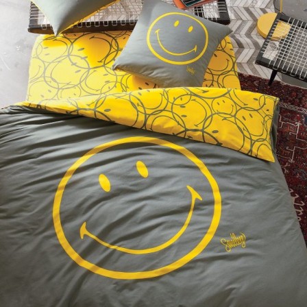 housse_de_couette_smiley_worl_housse_gris_avec_smiley_jaune_pour_jeune_200_x_200.jpg