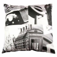 coussin carré noir & blanc londres london décoration anglaise pas cher à poser sur canapé.jpg