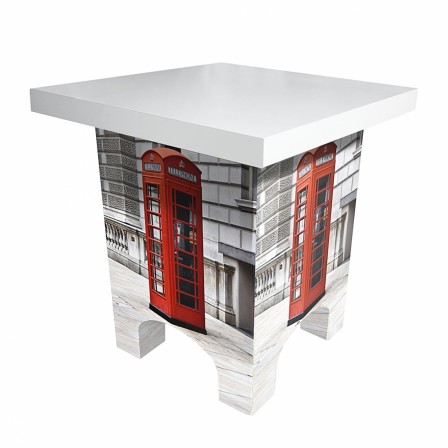 deco_london_table_d_appoint_rouge_et_blanche_cabine_telephonique_table_basse_salon_chambre_ado_table_en_carton_epais.jpg