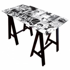 bureau plateau en verre manga noir et blanc bureau pas cher pour jeune ado adultes avec manga.jpg