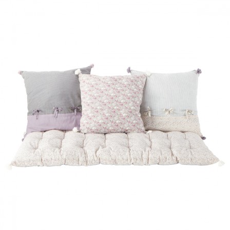 coussin et matelas de sol pour couchage detente lecture repos enfant tissu liberty matelas + 3 coussins assorties ambiance romantique.jpg