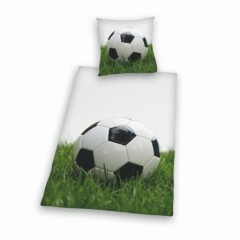 football housse de couette 1 personne 140 x 200 lit 1 place parure housse et taie ballon de foot dans pelouse.jpg