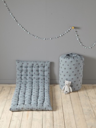 tapis de sol gris fantaisie avec housse de rangement