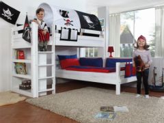 lit pirate lit surelevé enfant original avec habillage tissu double couchage avec étagères intégrées lit original garçon pas cher.jpg