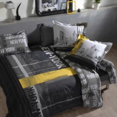 housse-de-couette-reversible-imprimee-new-york-gris-fonce-linge-de-lit-220 x 240 pas cher gris noir jaune.jpg