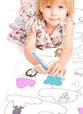 dessiner et colorier sur du papier peint avec des dessins preimprimé dessin et coloriage enfant