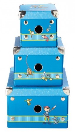 rangement_de_pirate_pas_cher_boites_en_cartons_pour_ranger_les_jouets_et_affaires_de_jeunes_pirates_deco_chambre_pirate_et_rangement.jpg