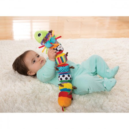 cadeau_6_mois__9_mois__12_mois__18_mois_jouet_activite_a_manipuler_chenille_tomy_lamaze.jpg