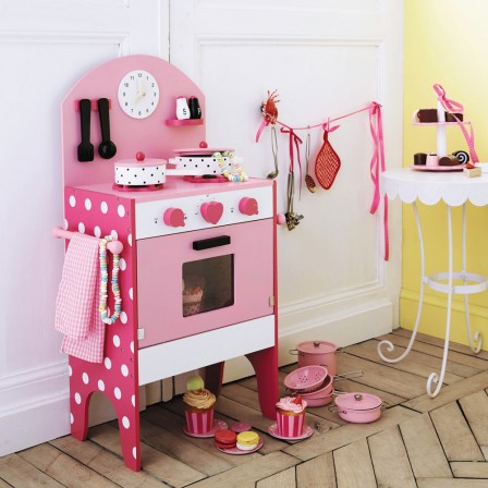 cadeau_cuisine_en_bois_rose_petite_fille_2_ans__3_ans__4_ans__5_ans.jpg