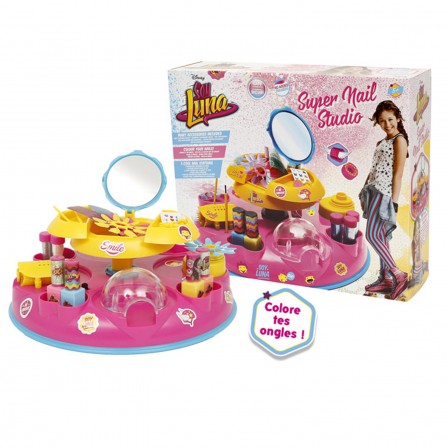 cadeau_soy_luna_bar_a_ongles_avec_vernis_maquillage_soy_luna.jpg