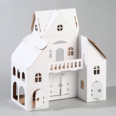 maison en carton recyclé à décorer à peindre activités manuelles loisirs creatifs enfant avec carton pas cher.jpg