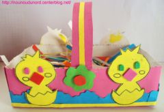 panier de paques à décorer avec les enfants bricolage activtés paques enfant 2 ans, 3 ans, 4 ans, 5 ans