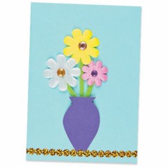 fabriquer carte pour la fête des mères maternelle fleurs en tissu à coller decoration pour fête des meres.jpg