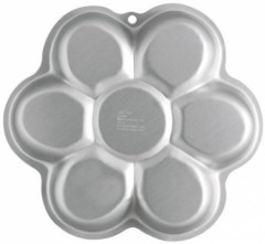 moule gâteau fleur wilton moule gâteau forme fleur 6 parts forme marguerite moule gateau patisserie fleurs.jpg