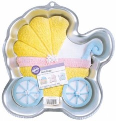moule gâteau poussette bebe moule naissance ou baby shower gateau anniveraire ou naissance bebe pas cher original wilton.jpg
