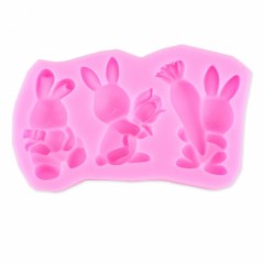 moule souple lapin de paques avec carotte moulage facile chocolat pate d'amande ou pate à sucre decoration gâteau lapin de paques.jpg