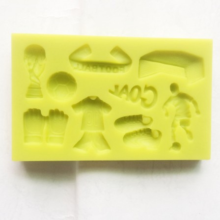 moule_pate_a_sucre_football_pour_faire_deco_gateau_moulage_foot_loisirs_creatifs_deco_patisserie_fondant.jpg