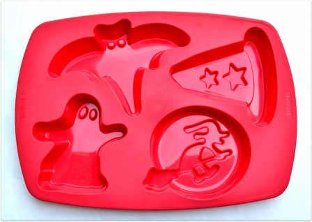 moule_halloween_sorciere_fantome_chapeau_et_chauve_souris_moule_gateau_individuel_halloween_moule_silicone_halloween_pas_cher_tefal.jpg