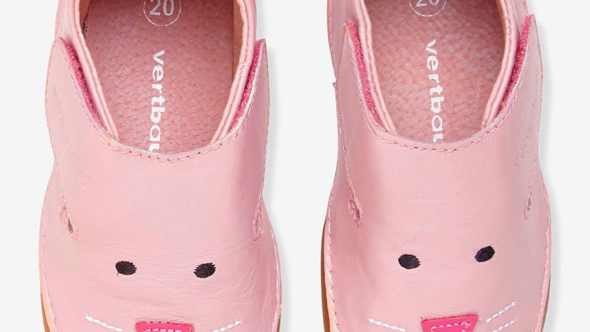 Chaussons en cuir souple pour les petites filles