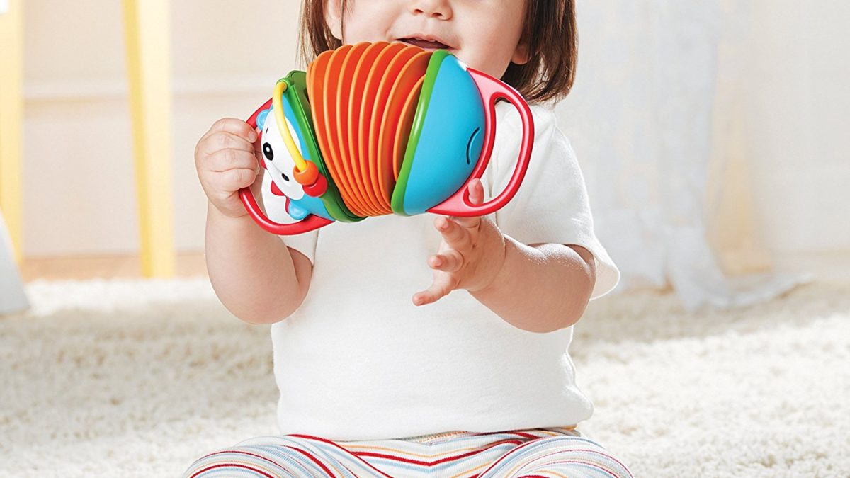 Musique, eveil musical pour les enfants à partir de 6 mois : écouter de la musique, jouer avec un instrument : initiation musicale pour les enfants