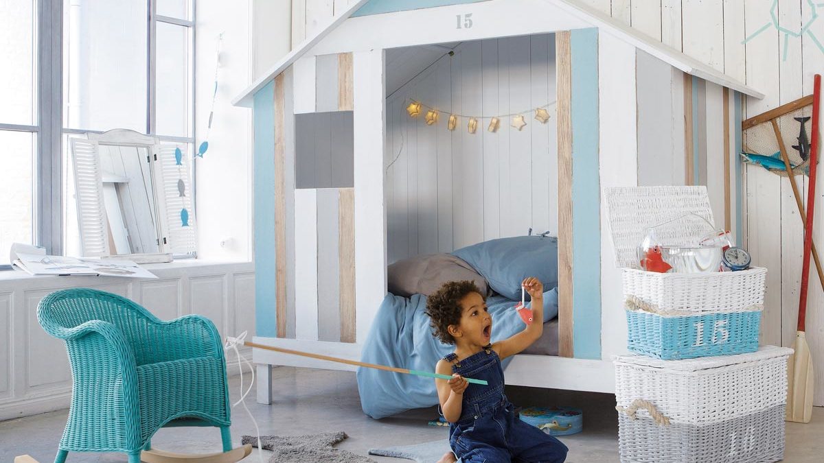 Lit Cabane Enfant Lit Cabane En Bois Pour Enfant Pour Amenager