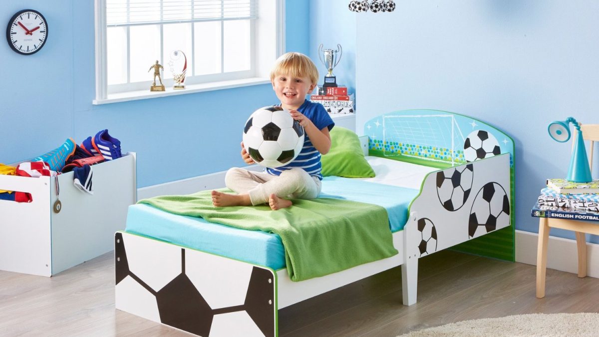 Lit enfant forme ballon de football – Un lit original pour les enfants fan de foot – Meubles, décoration et accesoires football