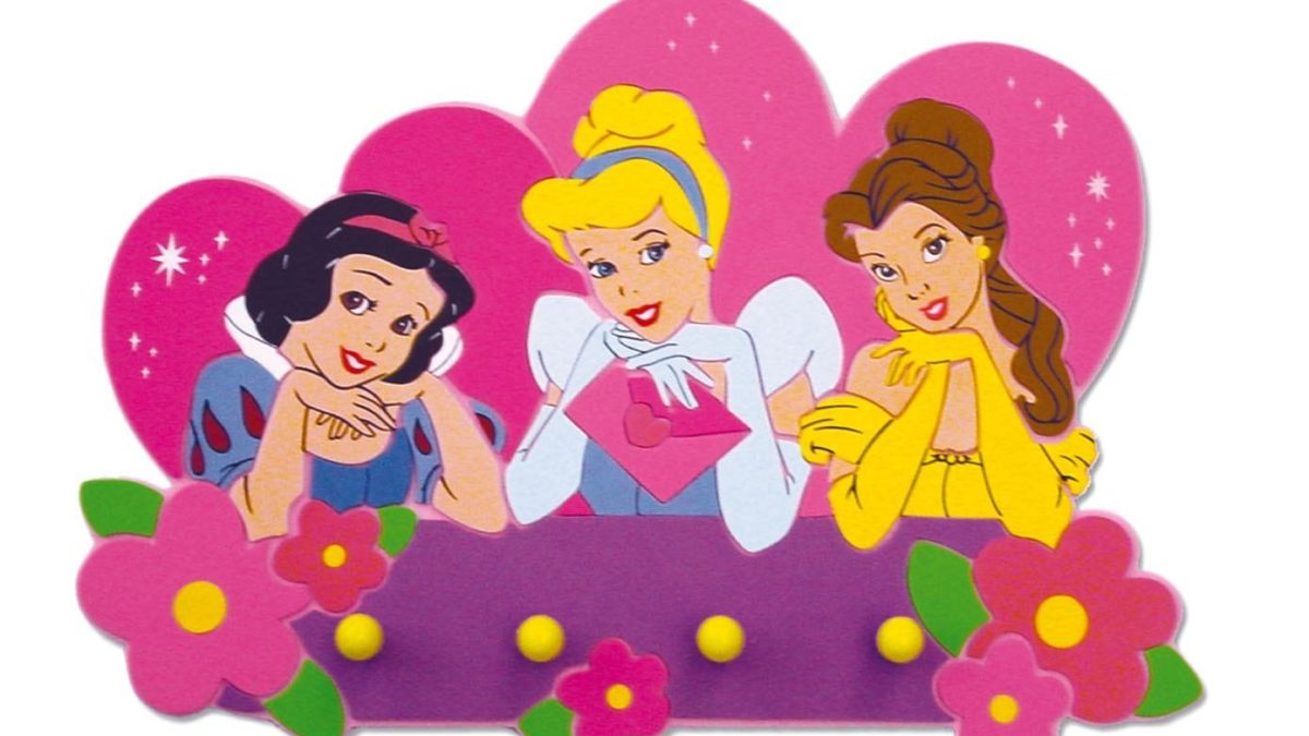 Porte manteau accorche murale Princesses Disney : rangement et décoration dans une chambre de princesse