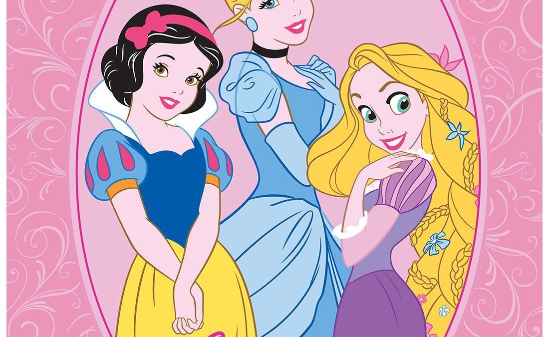 Décorer une chambre de fille en chambre de princesse : Tapis « Disney Princess »