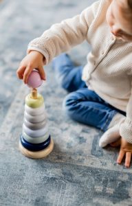 jouet d'eveil pédagogie montessori