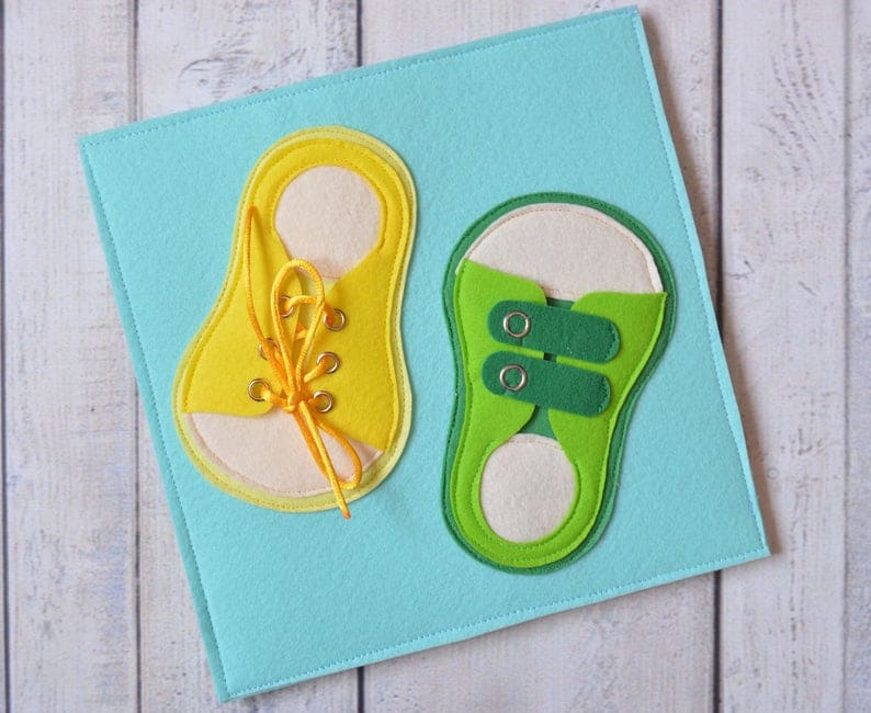 apprendre à lacer ses chaussures jeu scratch quiet book cadeau