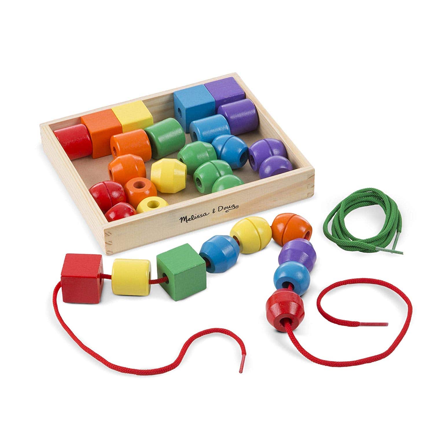 le collier de perles en bois, un loisir créatif pour les petits