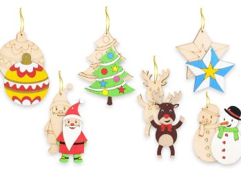 objet en bois à suspendre dans le sapin