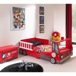 lit camion de pompier jeune enfant