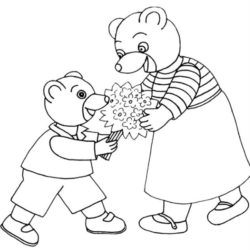coloriage petit ours brun offre des fleurs à sa maman cadeau fête des mères