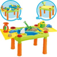 table de jeun avec accessoires