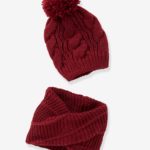 ensemble-fille-bonnet-a-pompon-et-snood-croise