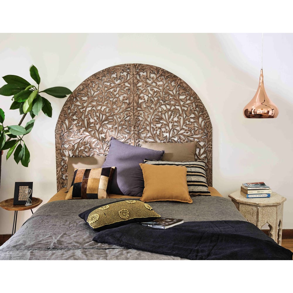 tête de lit ciselé en bois forme ronde
