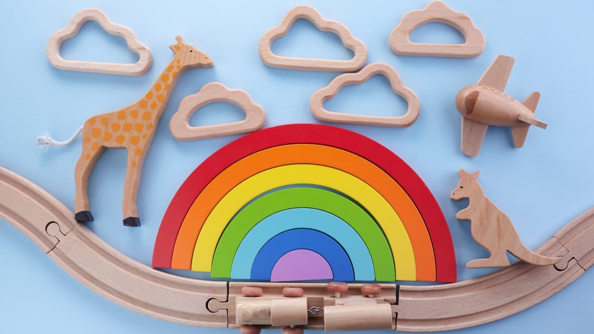 Idées cadeaux jeux et jouets en bois inspiration Montessori