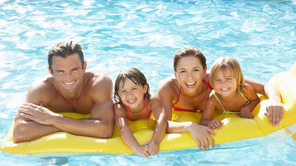 Piscine : 5 conseils pour les familles