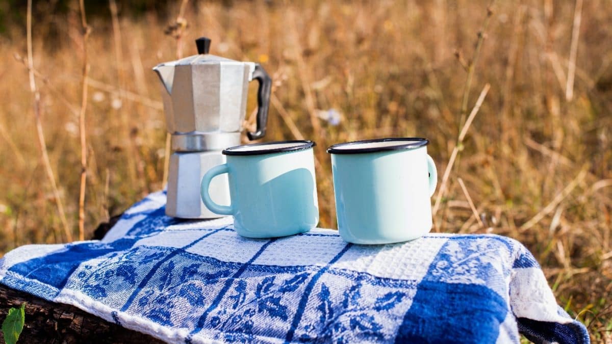 Petit guide pour bien choisir sa vaisselle de camping !